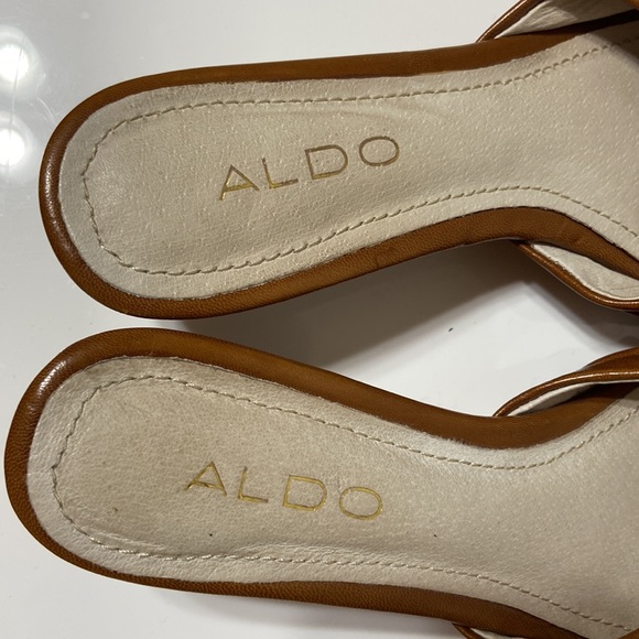 Aldo Wedge Heel Cognac Thong Slides Size 37 - Picture 10 of 13